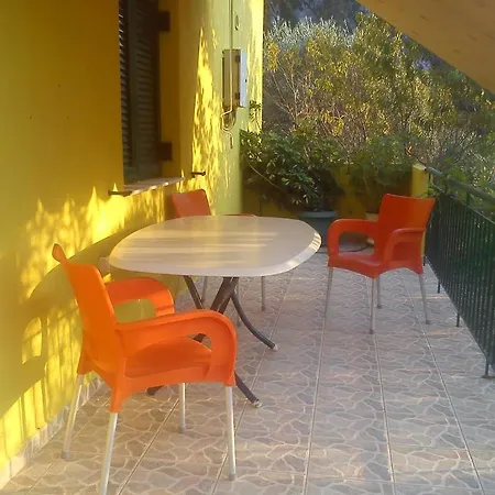 乡村一室公寓 *