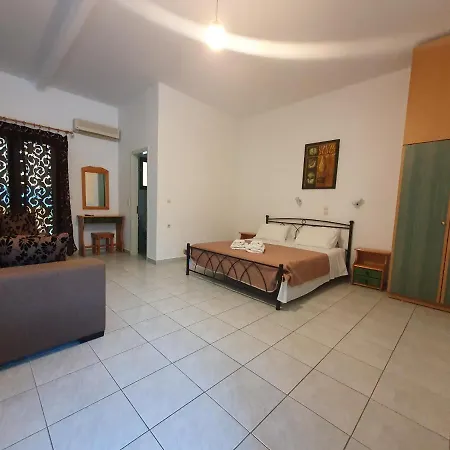 Countryside Studios * Agia Efimia