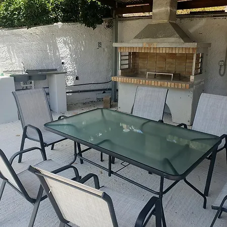 Countryside Studios Apartment Agia Efimia