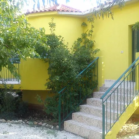 Countryside Studios * Agia Efimia