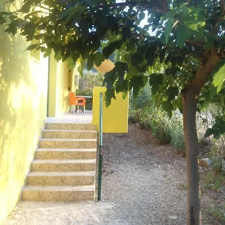 Countryside Studios Apartment